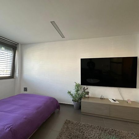 Hitech Appartment Amaliada 외부 사진